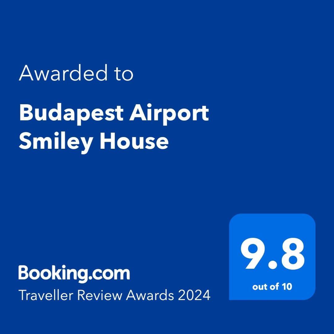 Budapest Airport Smiley House Gyal ภายนอก รูปภาพ